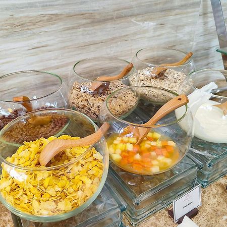 فندق أوليمبيا سيتي باي دارا بنوم بنه المظهر الخارجي الصورة